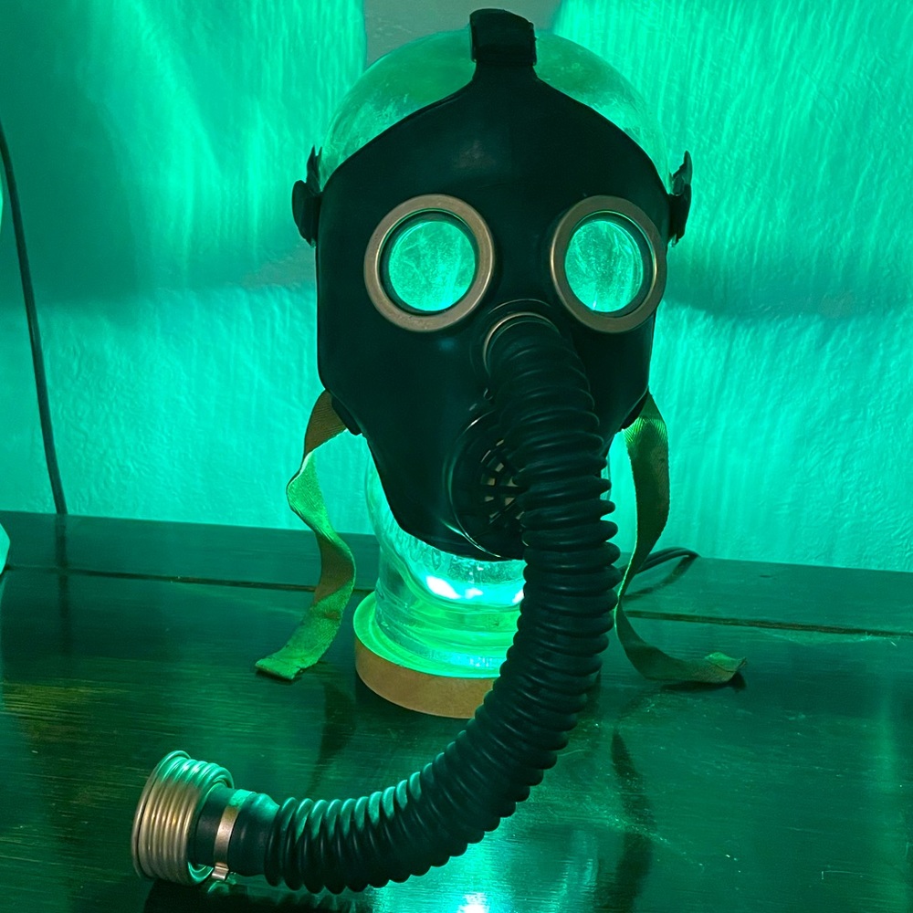 Vintage Gas Mask Lamp